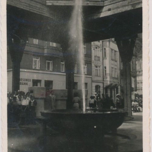 AK, Weltbad Karlsbad, Sprudel, Tschechien (S1581)