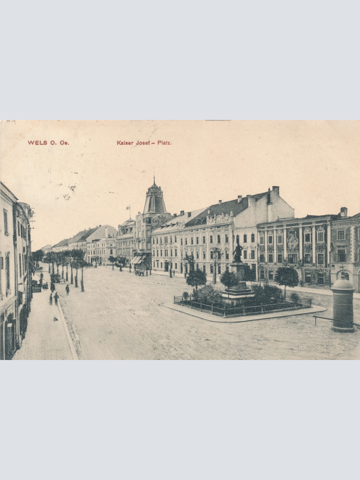 AK aus Wels Kaiser Josef Platz Oberösterreich (6698)