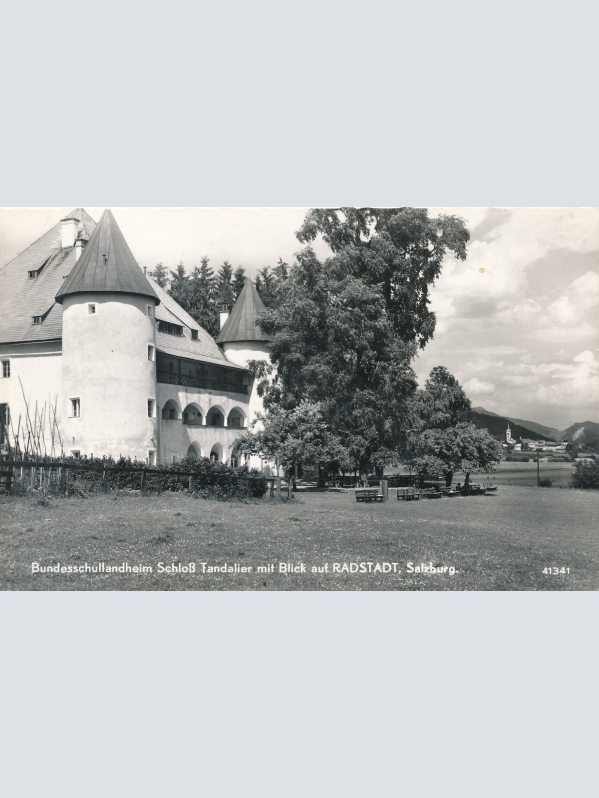 AK vom Schloß Tandalier mit Blick auf Radstadt Salzburg (7481)