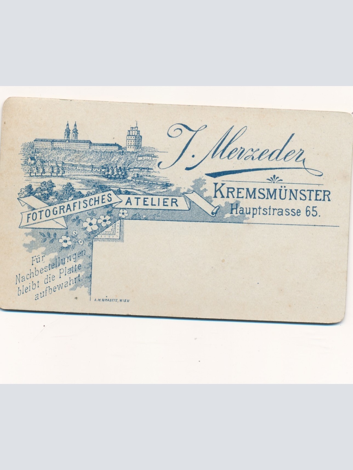 Hartkarton - Foto von einer Frau Fotografisches Atelier Kremsmünster (7245)