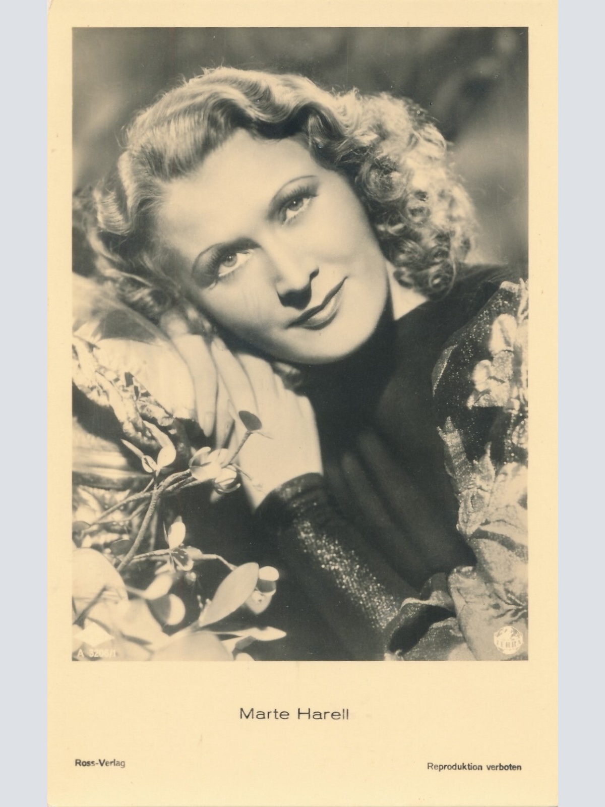 AK, Marte Harell (S2151)