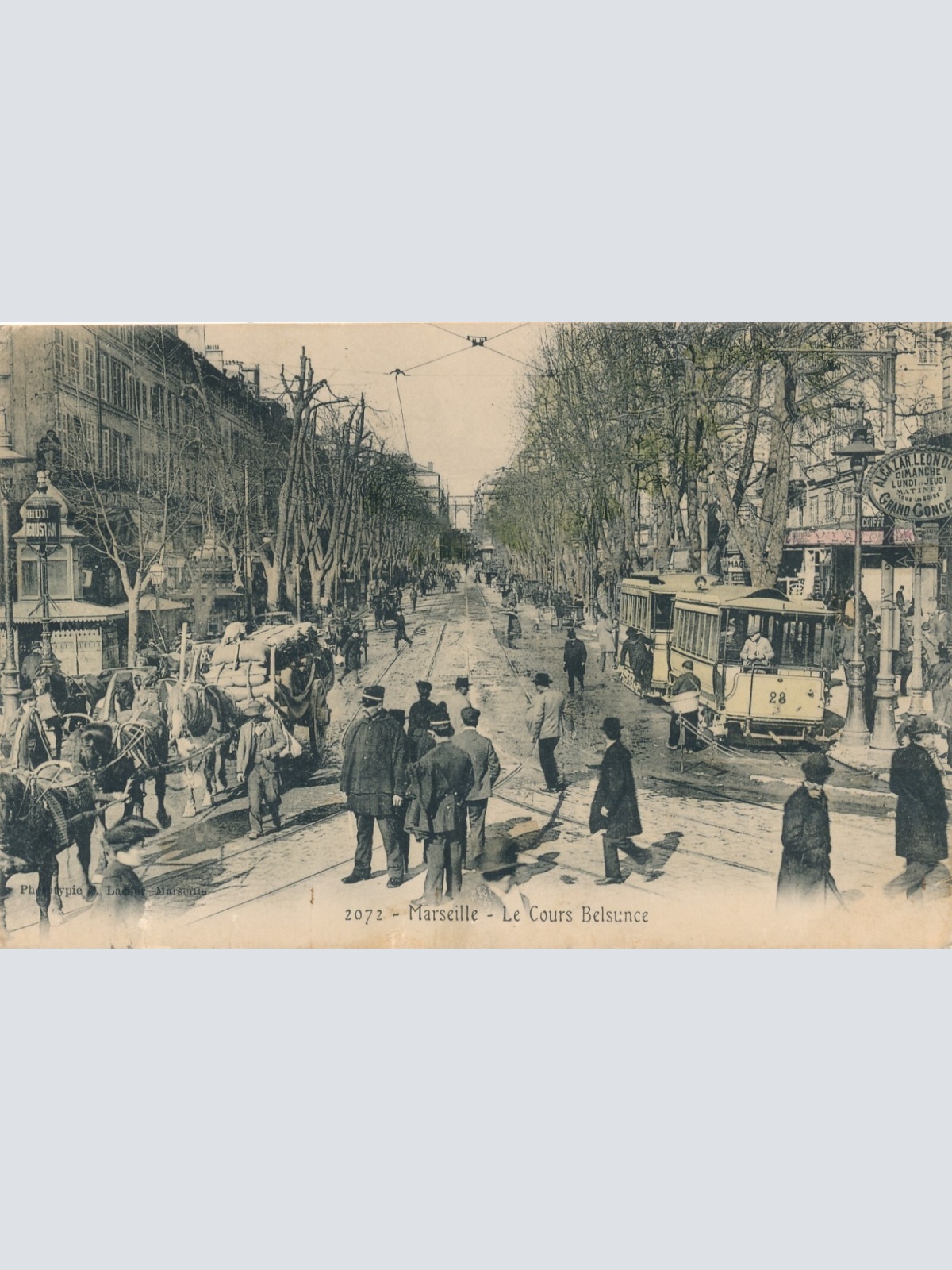 AK aus Marseille von der Stadt mit Straßenbahn Frankreich (6661)