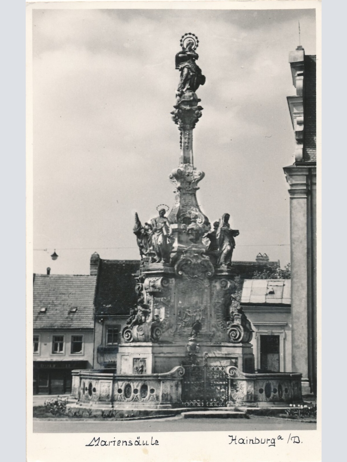 AK aus Hainburg mit Mariensäule Niederösterreich Ansichtskarte (8379)
