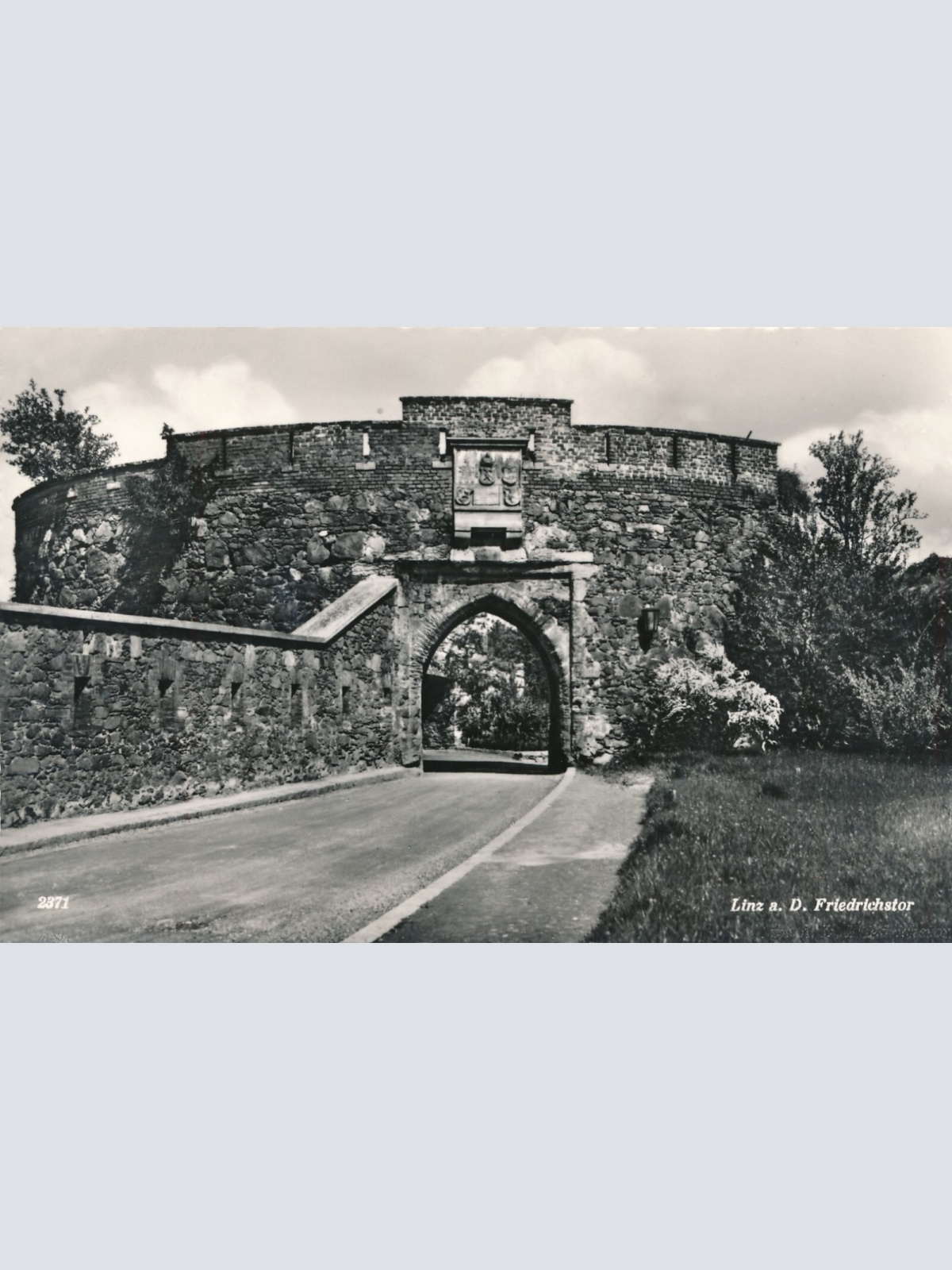 AK aus Linz Oberösterreich Friedrichstor(J25)