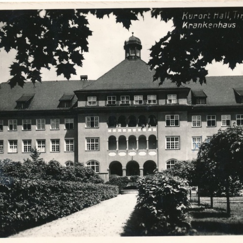 AK aus Hall in Tirol mit Krankenhaus Ansichtskarte (9220)