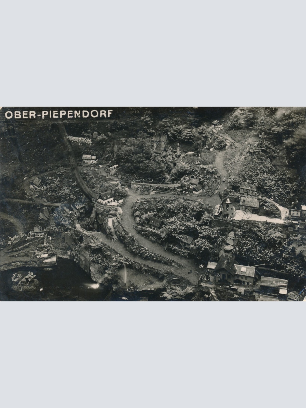 AK aus Ober - Piependorf Fiedlergrund Sachsen Ansichtskarte (9442)