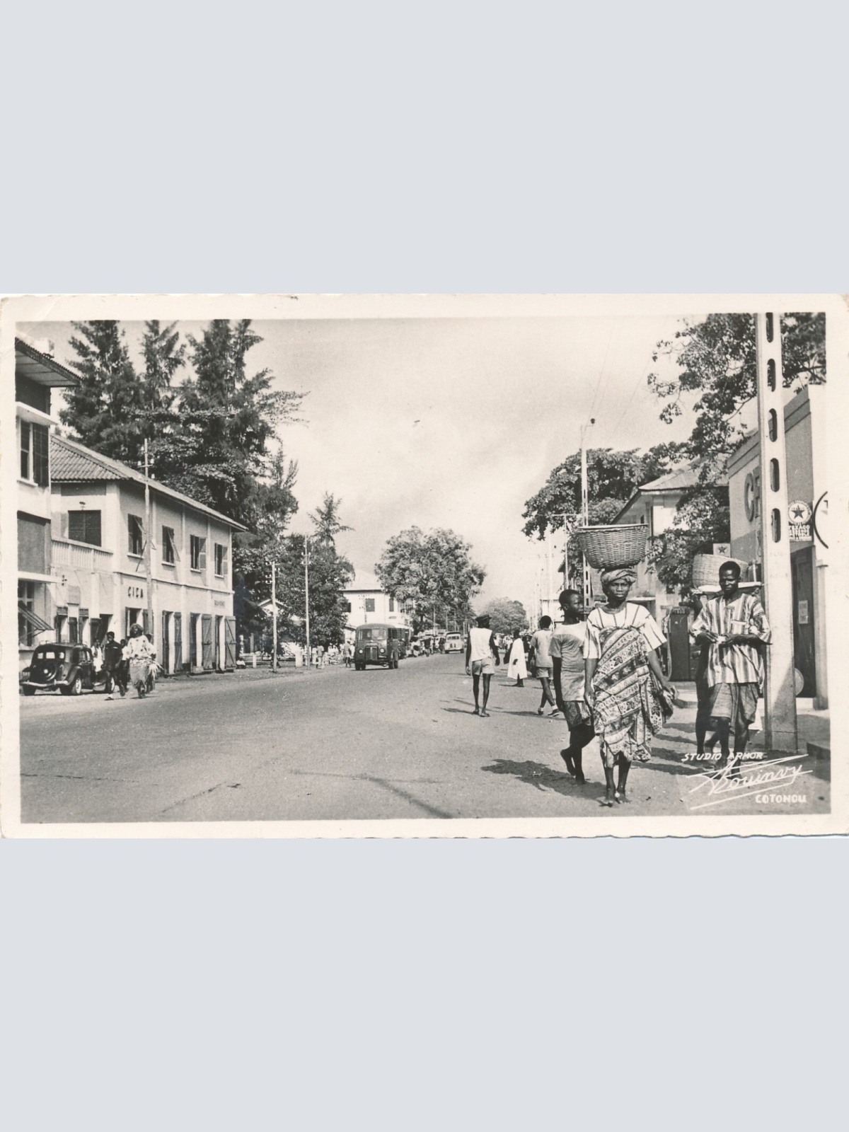 AK aus Cotonou Straßenansicht Benin Westafrika (7954)