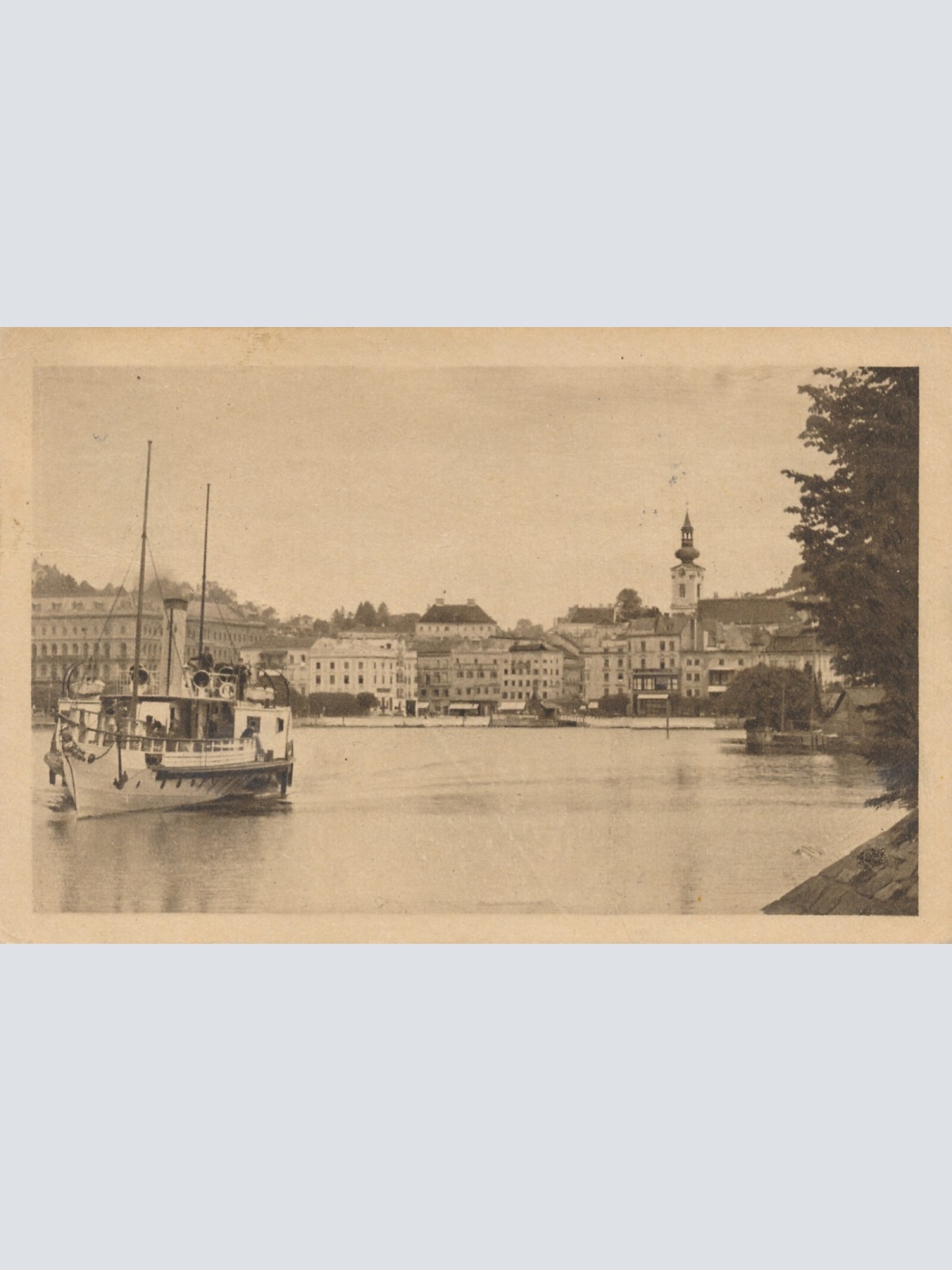 AK aus Gmunden Landungsplatz Oberösterreich Ansichtskarte (9616)