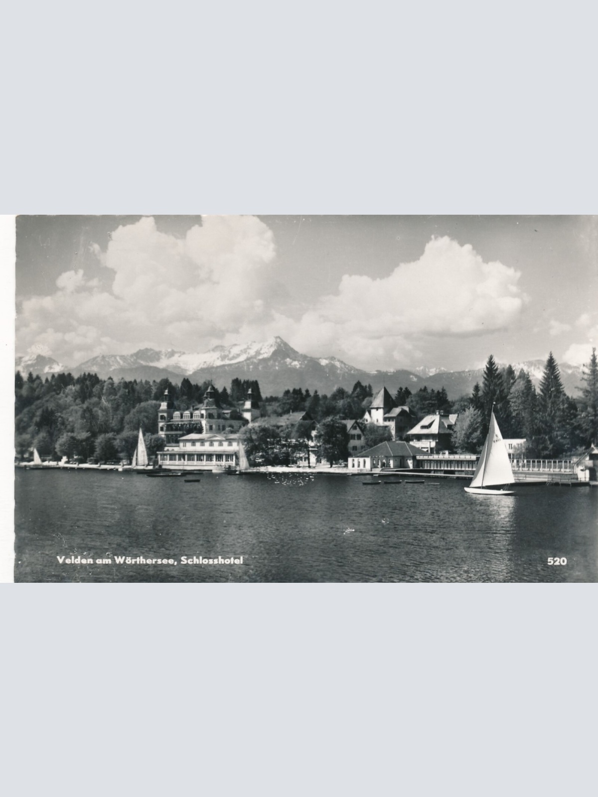 AK aus Velden am Wörthersee mit Schlosshotel Kärnten Ansichtskarte (12208)