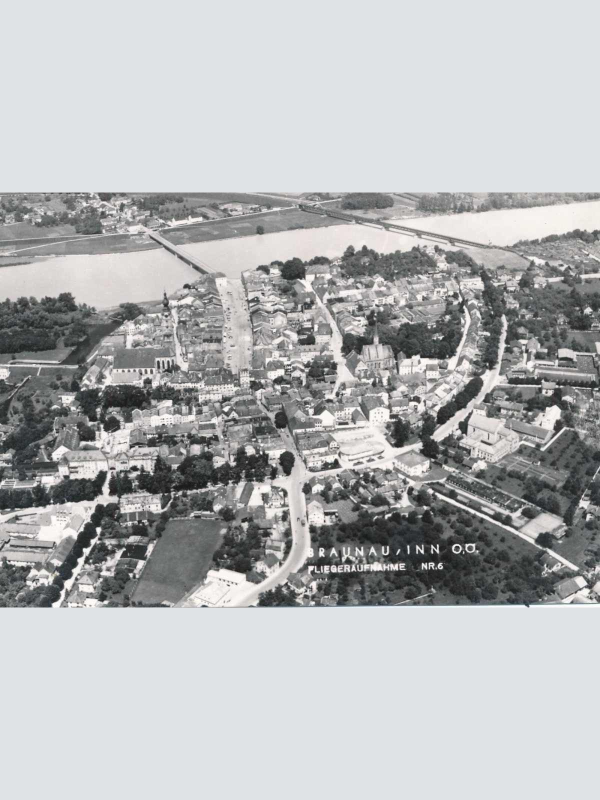 AK aus Braunau Oberösterreich Fliegerfoto Ansichtskarte (J278)