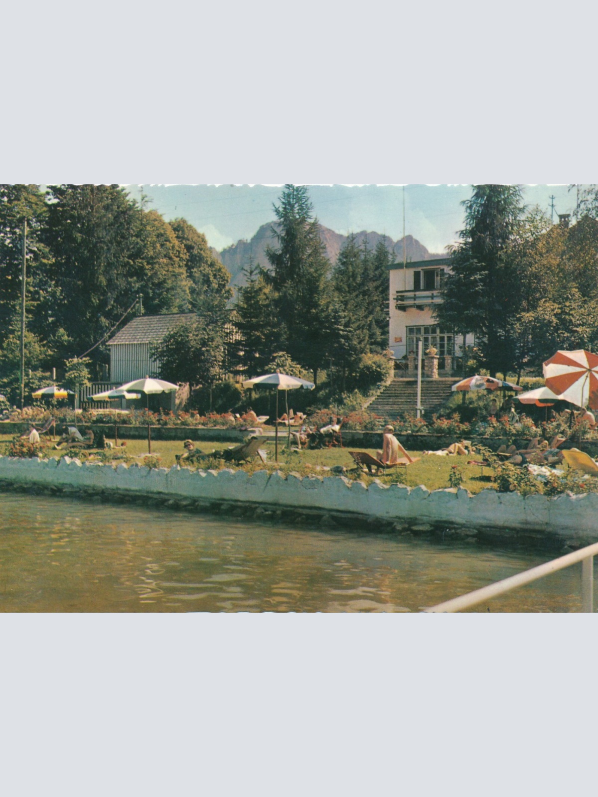 AK aus Mondsee mit  Pension  Weisse Taube Oberösterreich Ansichtskarte (J321)