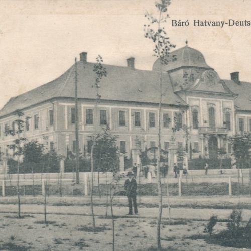 AK aus Hatvan Baro Hatvany - Deutsch kastely Ansichtskarte (11832)