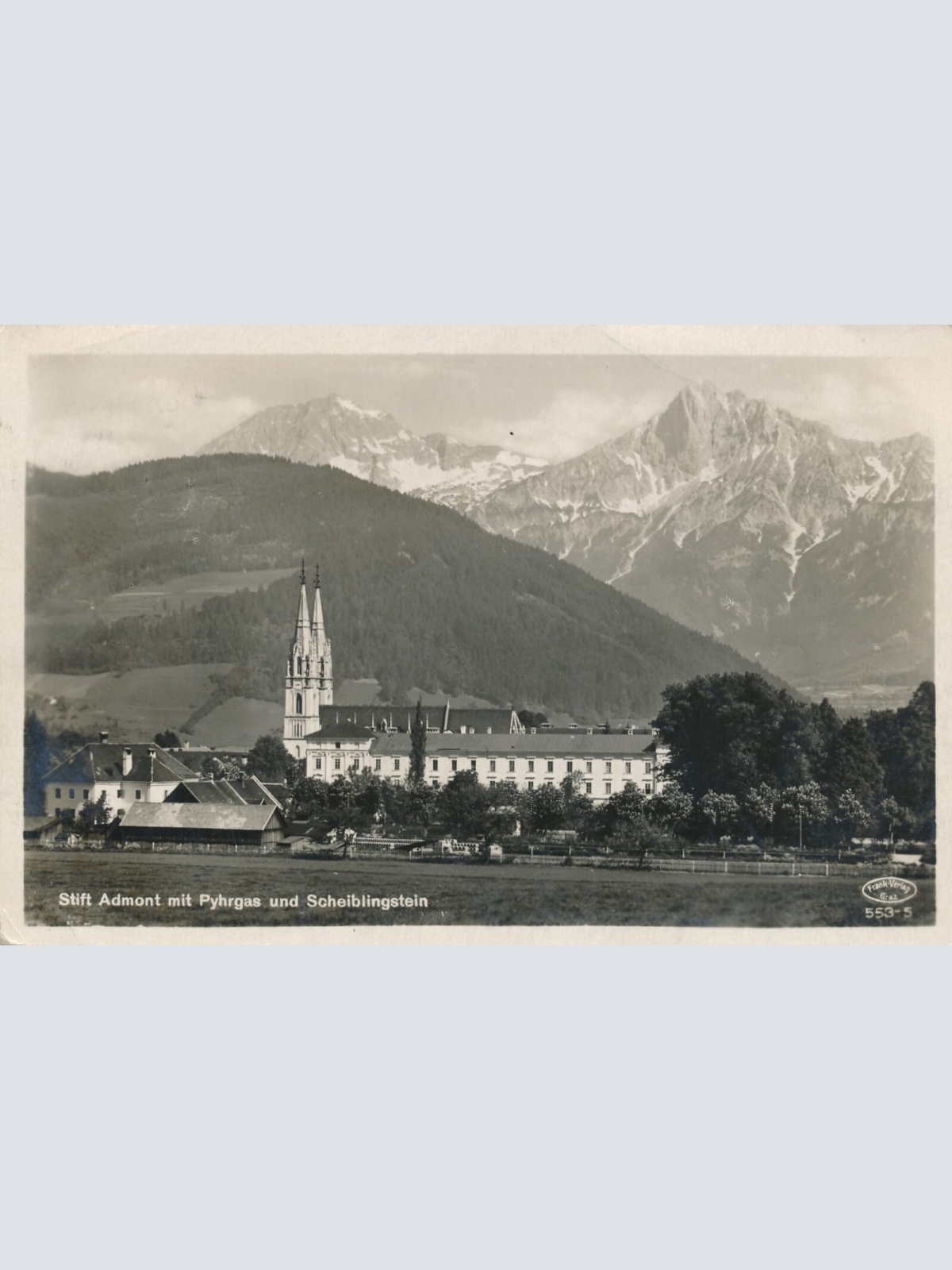 AK aus Admont mit Stift Steiermark Ansichtskarte (13282)