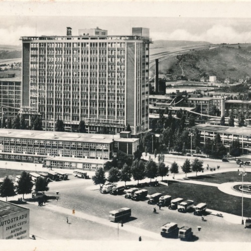 AK aus Zlin Spravni budova Batovych zavodu Tschechoslowakei Ansichtskarte (13215