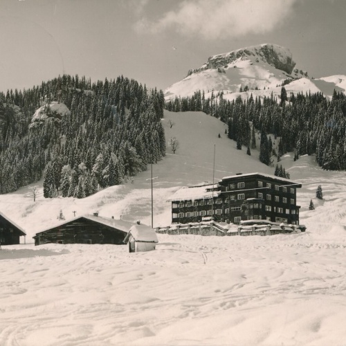AK, Sporthotel Auenhütte, Vorarlberg, Ansichtskarte (S3949)