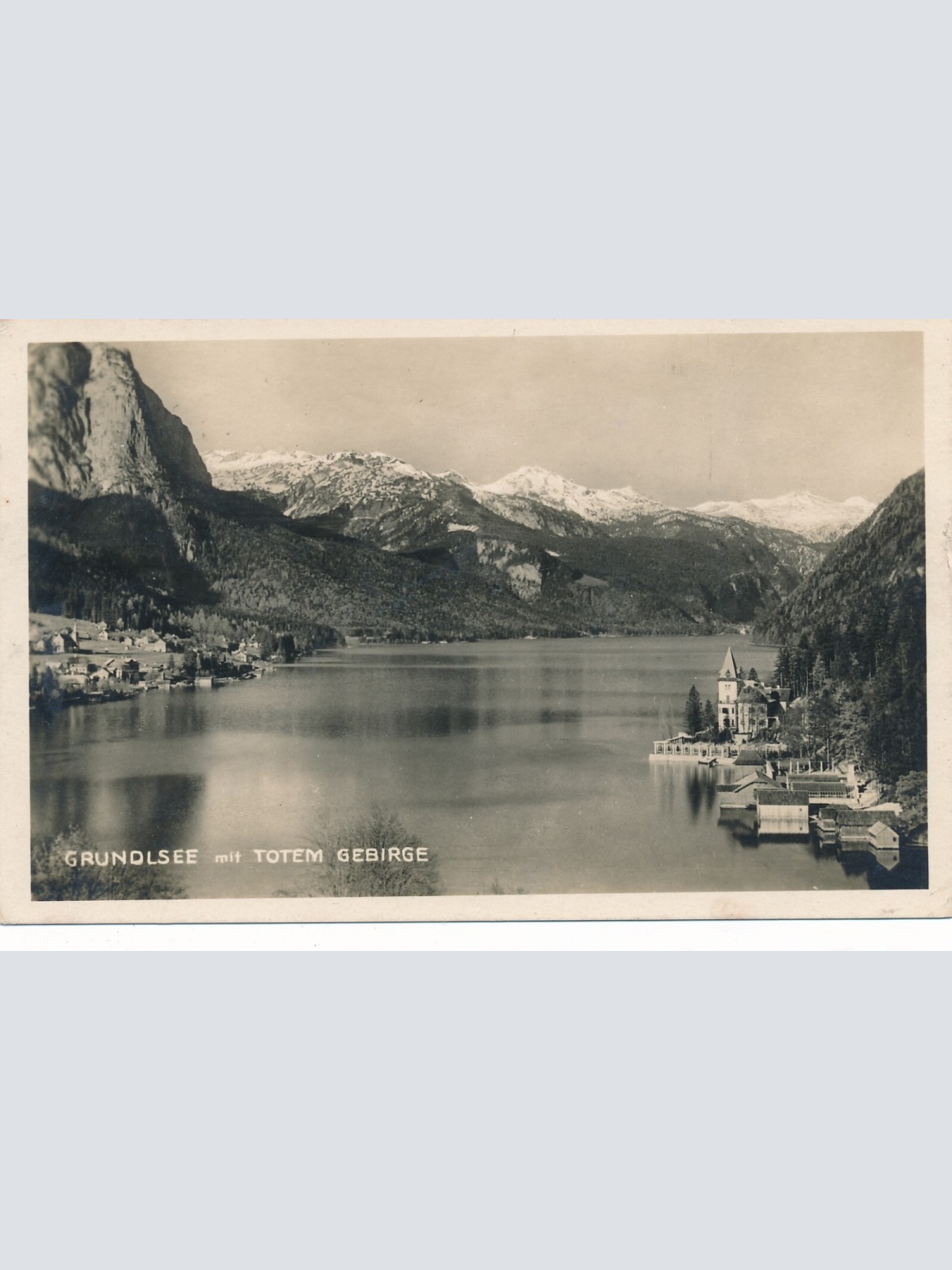 AK vom Grundlsee mit totem Gebirge Steiermark Ansichtskarte (13884)