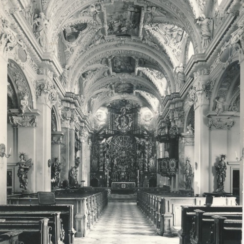 AK aus Frauenberg an der Enns Kircheninneres Steiermark Ansichtskarte (14090)