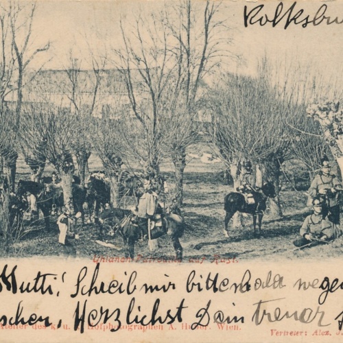 AK Uhlanen Patrouille auf Rast mit Pferden Ansichtskarte (13903)