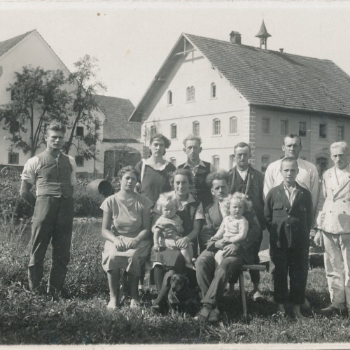 AK Annodazumals aus Braunau Familienfoto Ansichtskarte (13920)