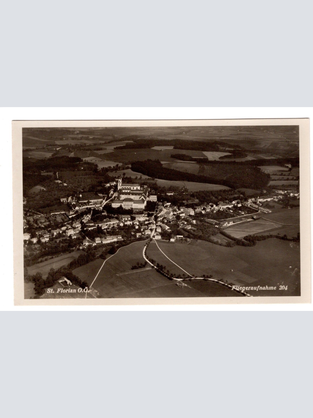AK, Fliegeraufnahme, St. Florian, Oberösterreich, Ansichtskarte (S4864)