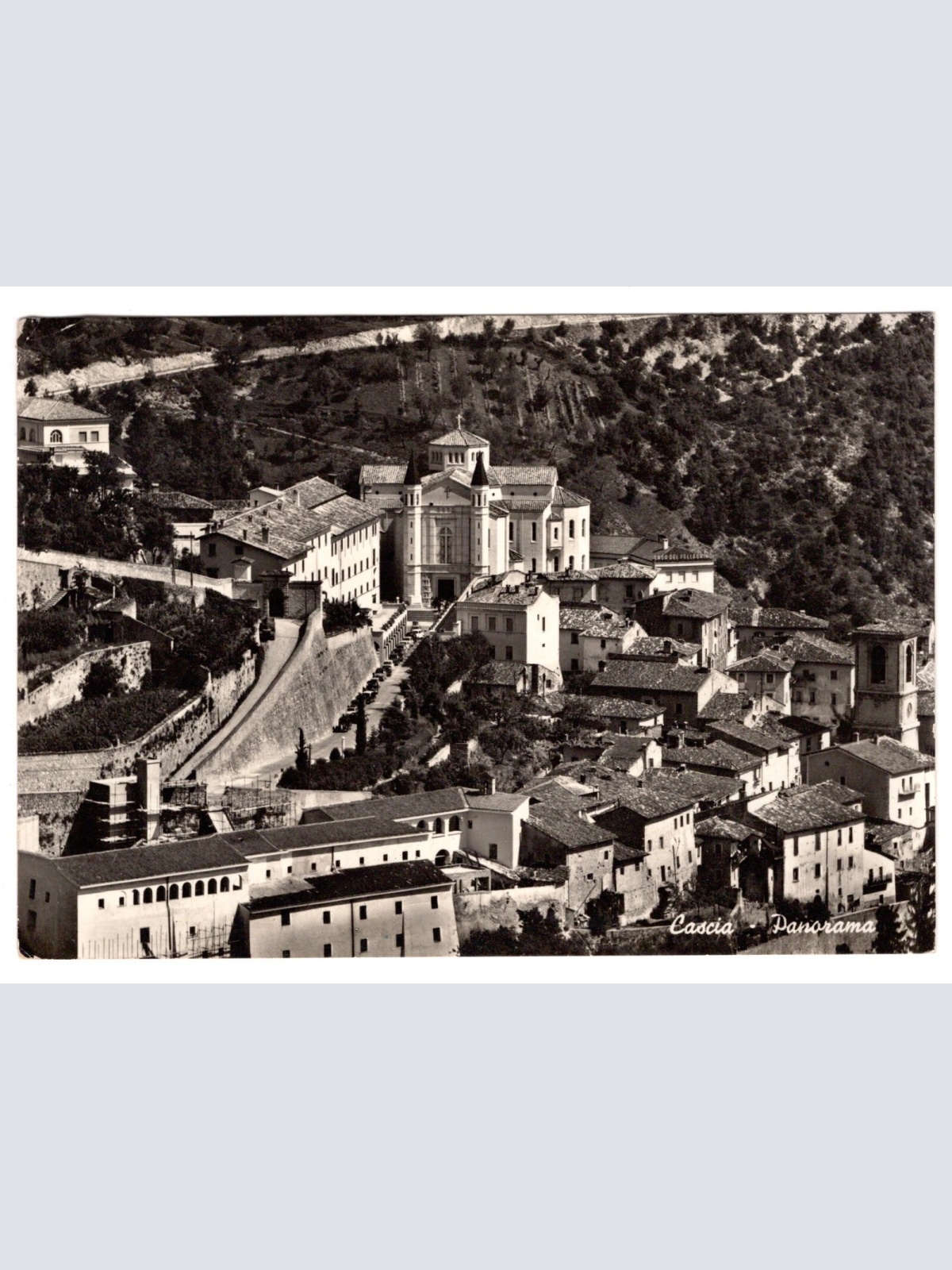 AK, Cascia, Panorama, Italien, Ansichtskarte (S5238)