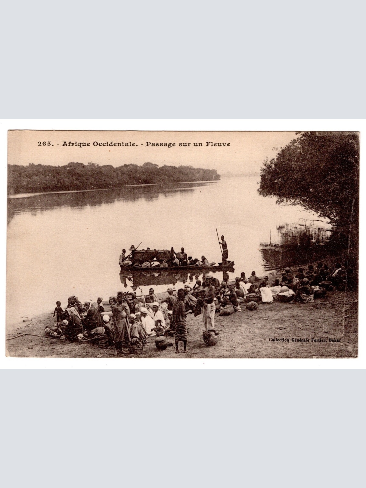 AK, Afrique Occidentale, Passage sur un Fleuve, Ansichtskarte (S5797)