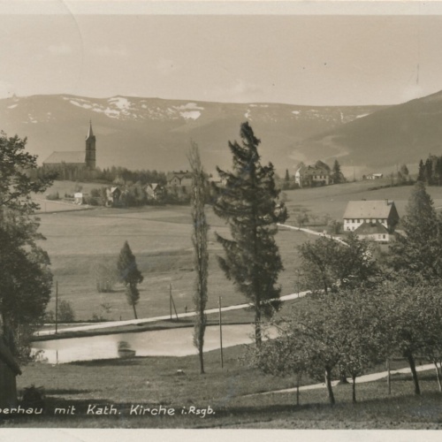 AK aus mittel Schreiberhau mit Kirche Polen Ansichtskarte (14310)