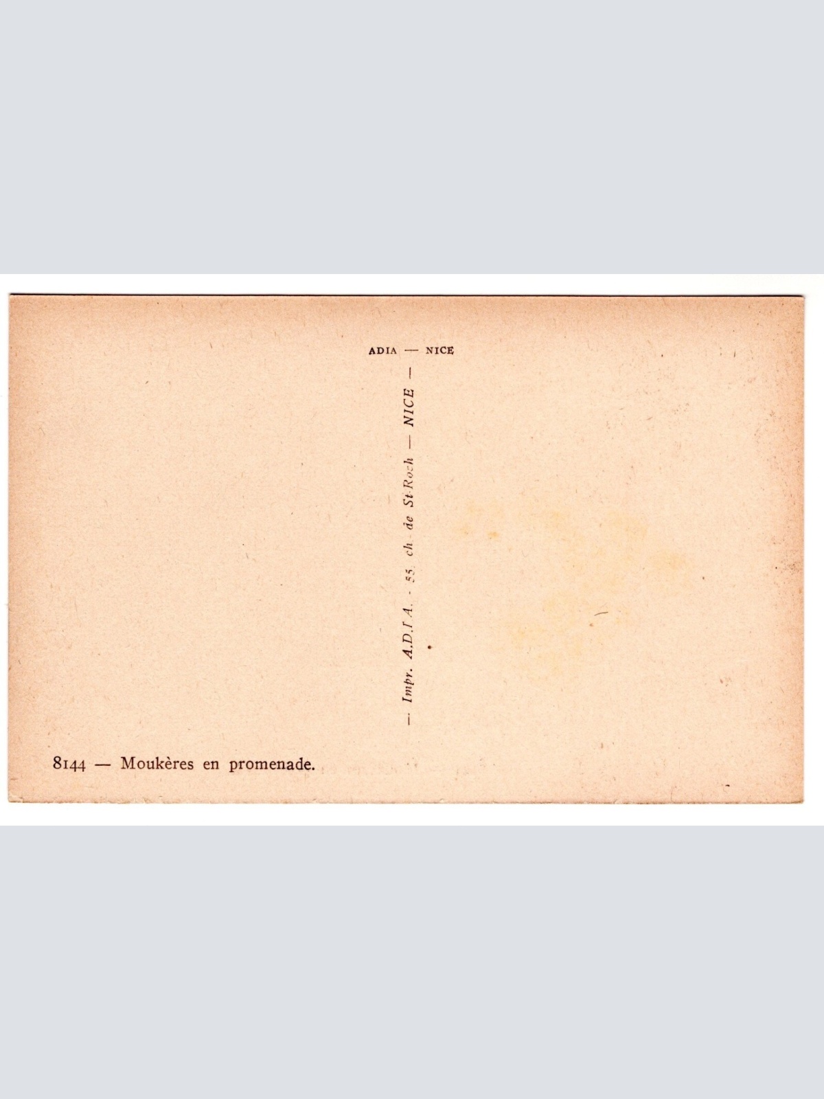 AK, Moukeres en promenade, Ansichtskarte (S6600)