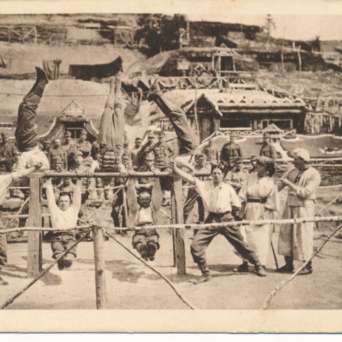 K. u. K. Feldpostamt Nr. 57 Soldaten beim Sport (14421)