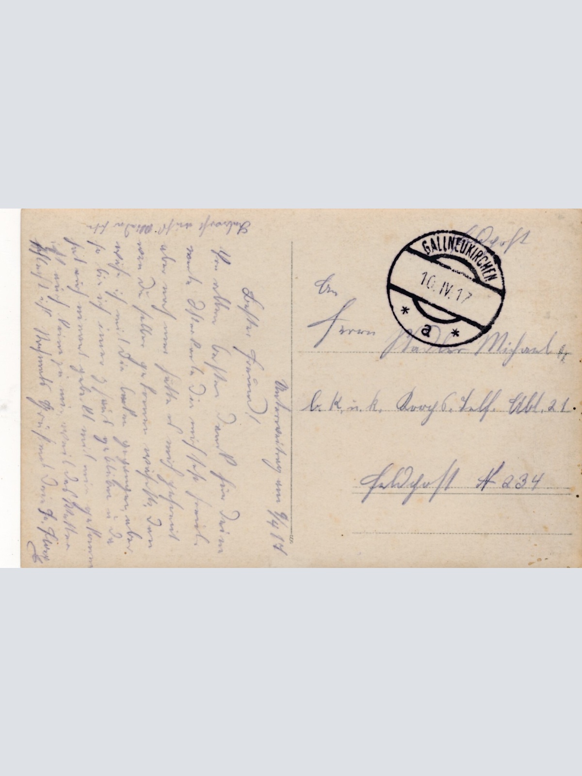 AK Mannschaftsfoto mit Offizieren und Kanonen Militaria Ansichtskarte (14530)