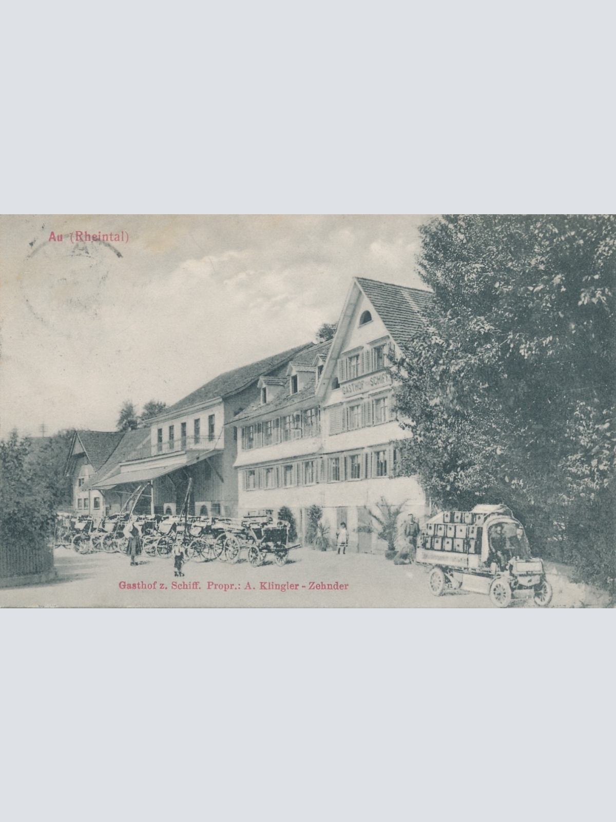 AK aus AU + Gasthof zum Schiff mit Kutschen Schweiz Ansichtskarte (14924)