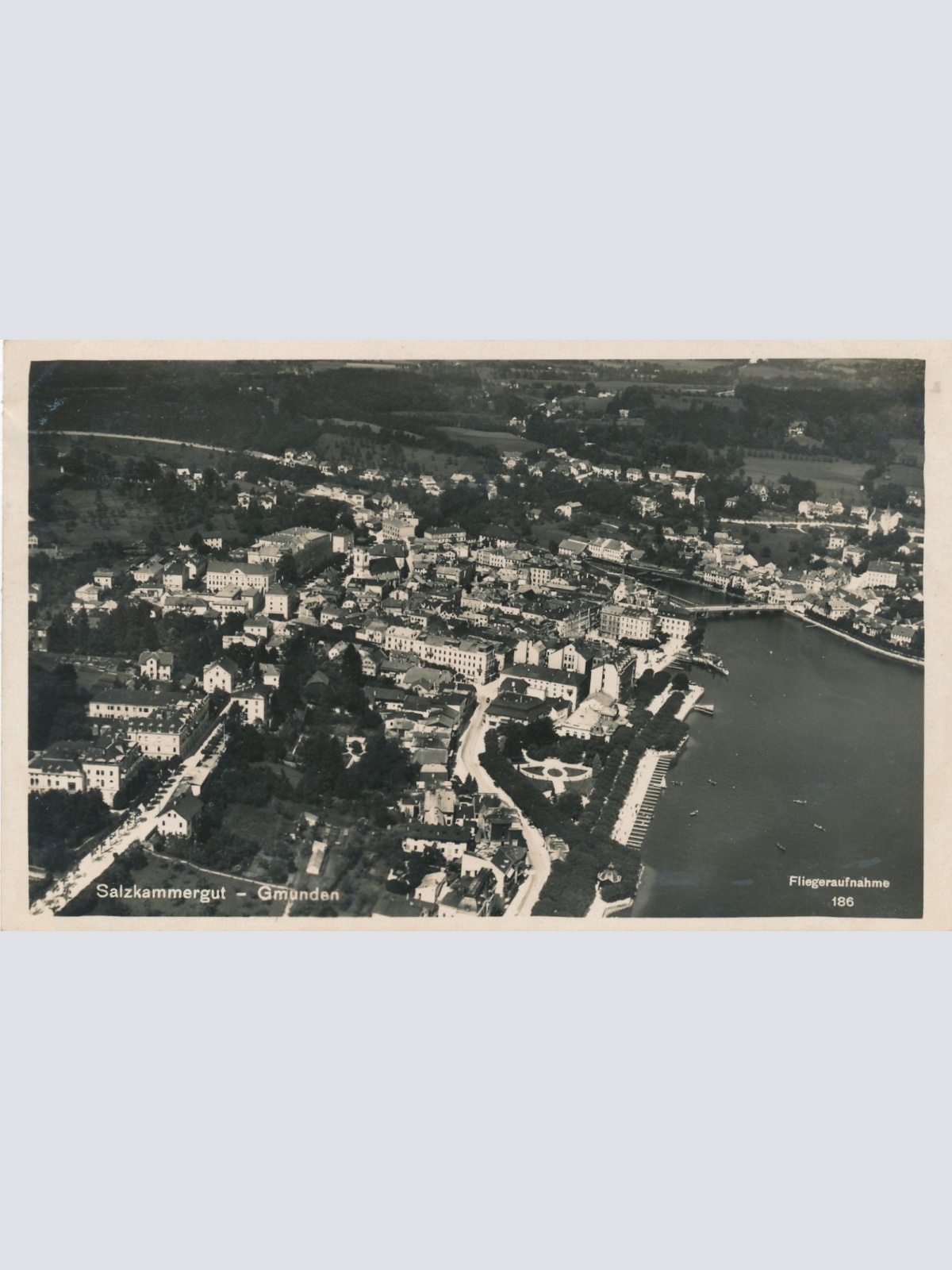 AK aus Gmuden Fliegeraufnahme Oberösterreich Ansichtskarte (15668)