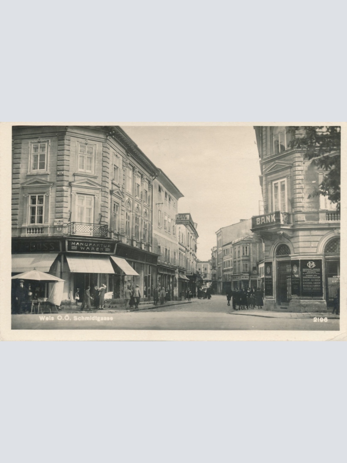 AK aus Wels Schmidtgasse mit Bank Oberösterreich Ansichtskarte (15531)