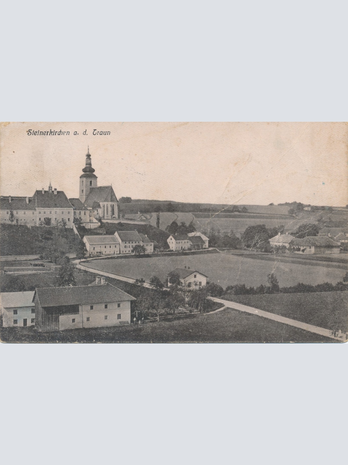 AK aus Steinerkirchen an der Traun mit Kirche Ansichtskarte (15199)