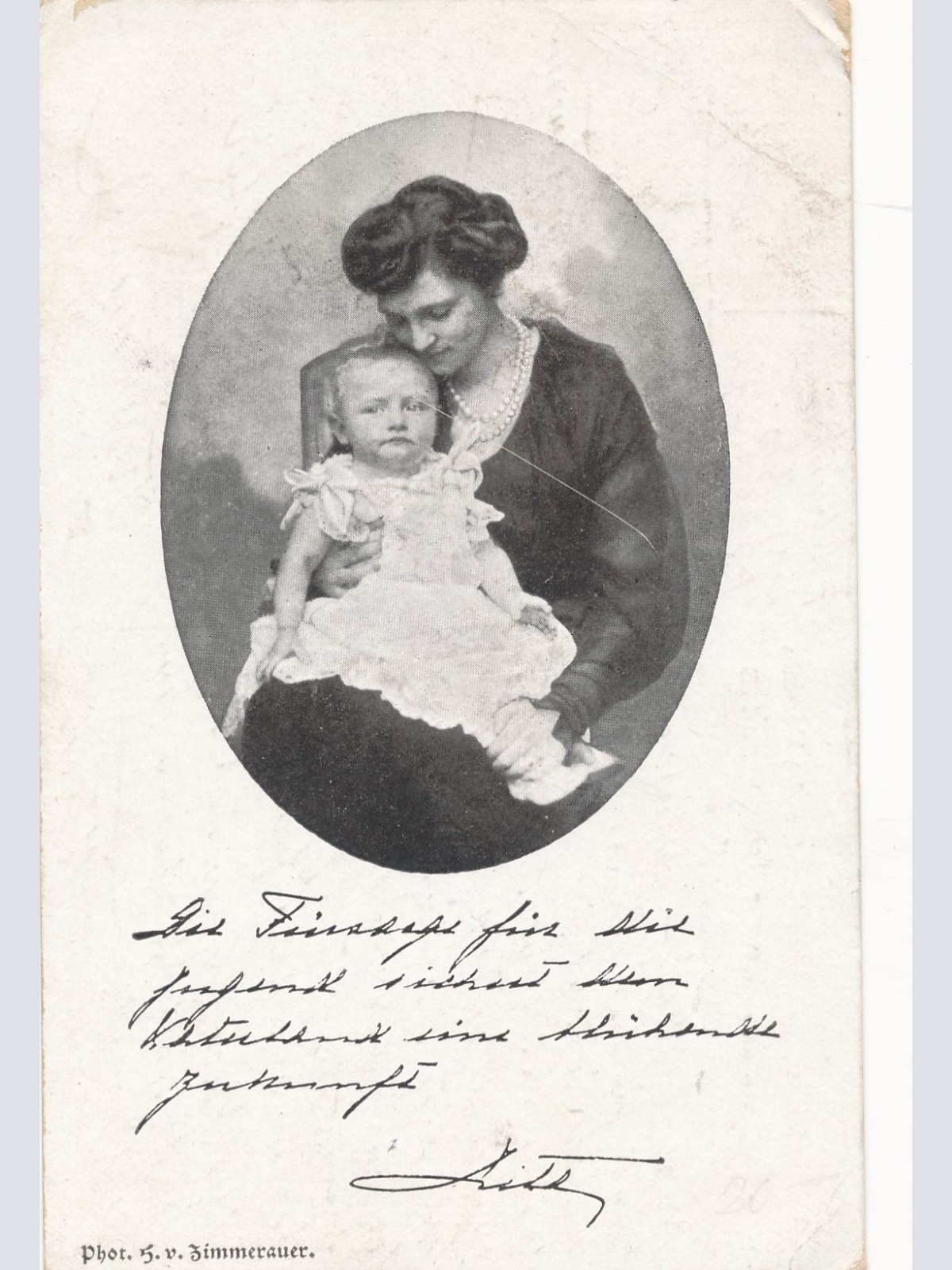 AK Kaiserin Zita mit ihren Kind Feldpoststempel KK 2. Korpskmdo (16326)