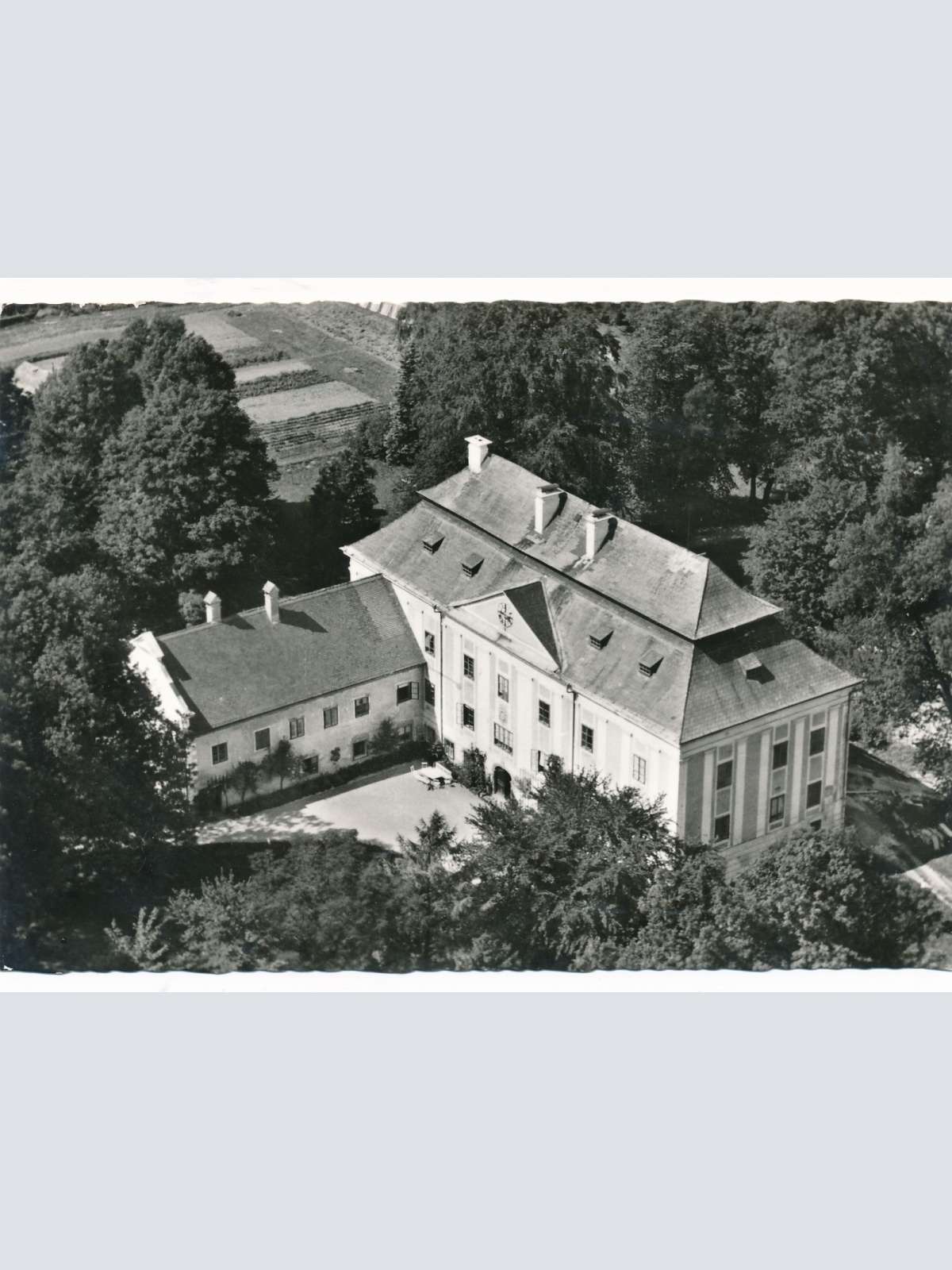 AK aus Vöcklamarkt Schloß Walchen Oberösterreich Ansichtskarte (16656)