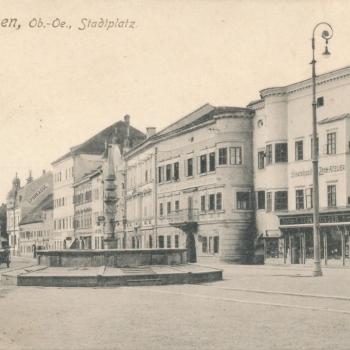 AK aus Grieskirchen Stadtplatz Oberösterreich (16701)