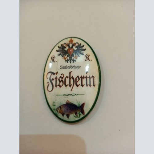 Nostalgie KuK Flaschenöffner Magnet Landesbefugte Fischerin