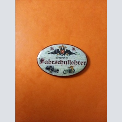 Nostalgie KuK Flaschenöffner Magnet Fahrschullehrer