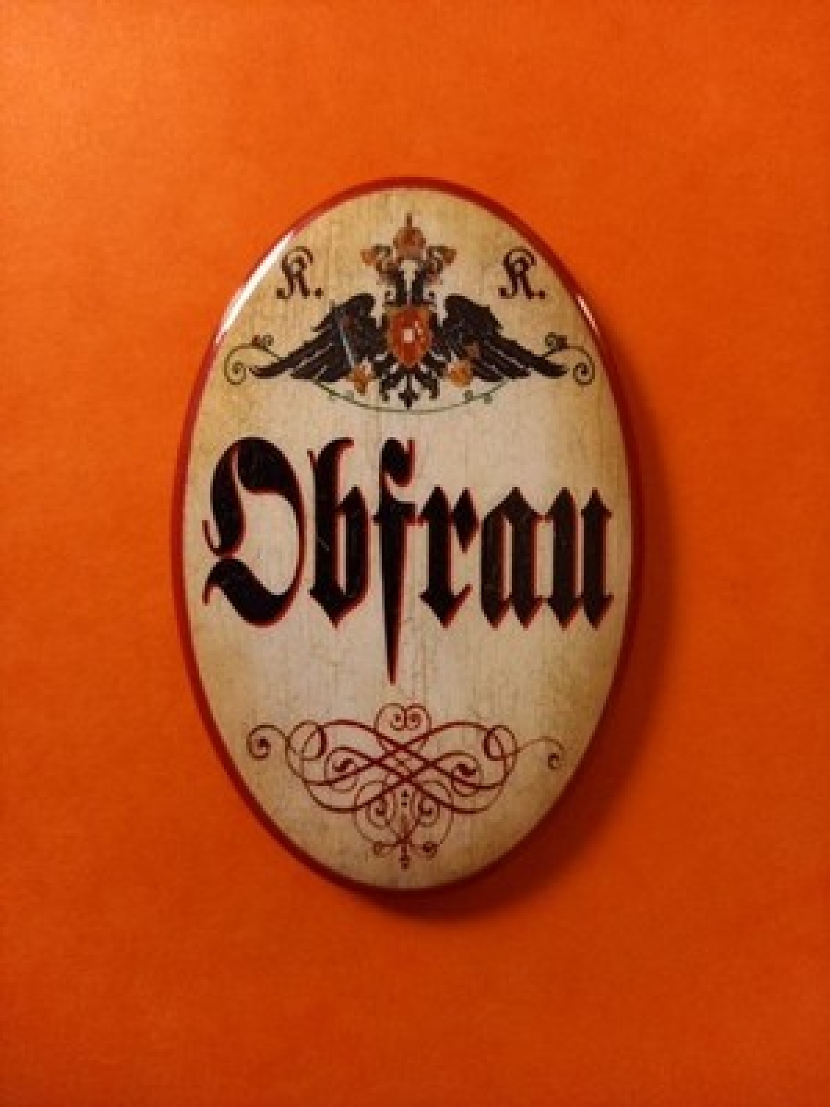 Nostalgie KuK Flaschenöffner Magnet Obfrau