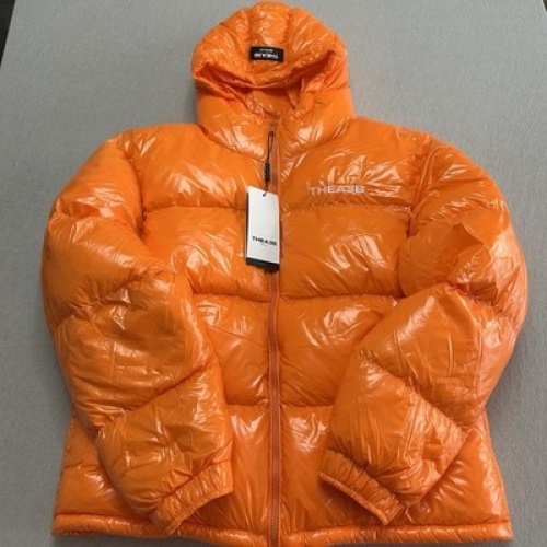 TheA3B Essence Logo Puffer Jacke Orange Größe XS Neu mit Etikett WINTERSALE!