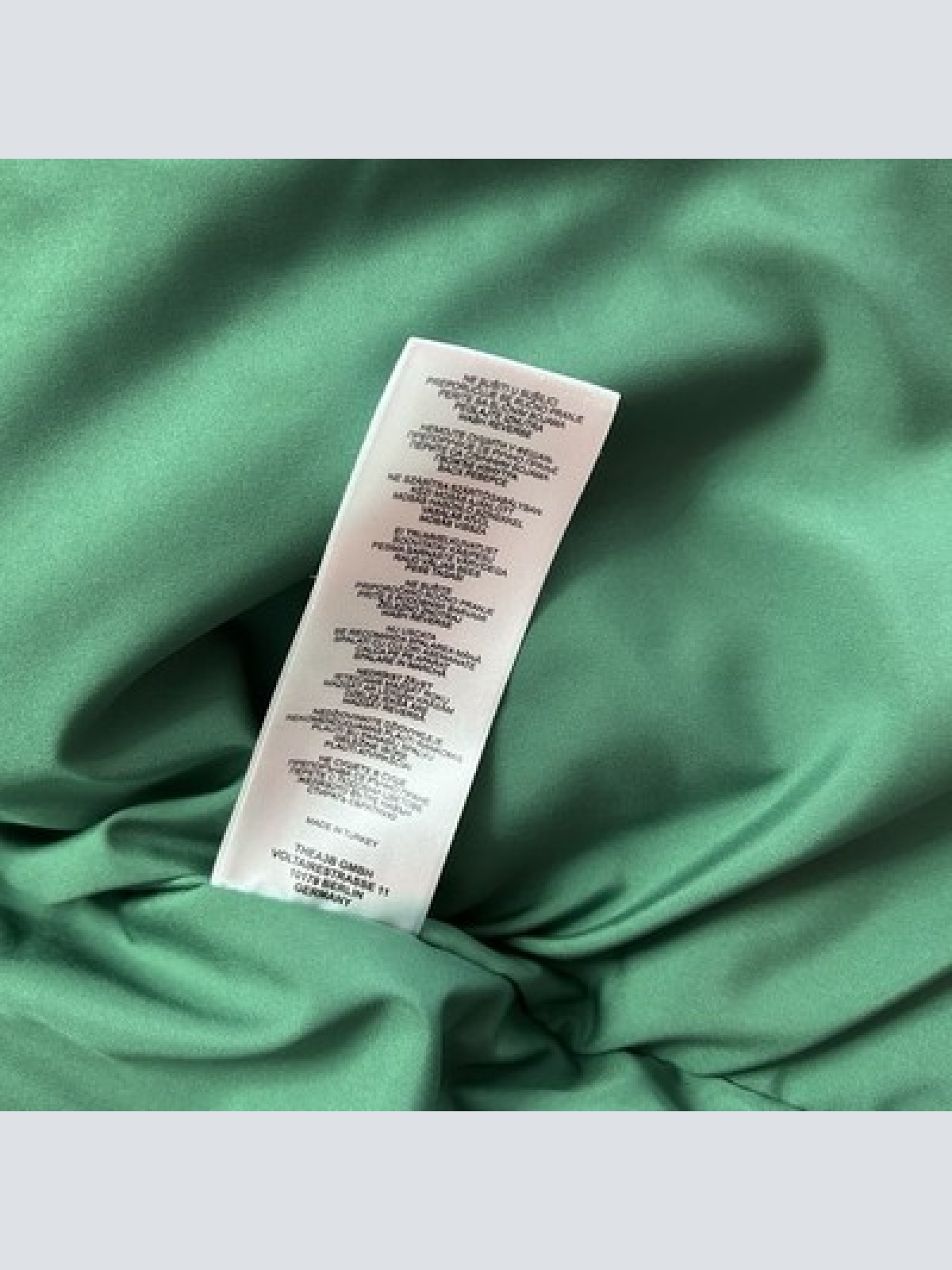 TheA3B Verse Logo Puffer Jacke Grün Größe XS Neu mit Mängel WINTERSALE!