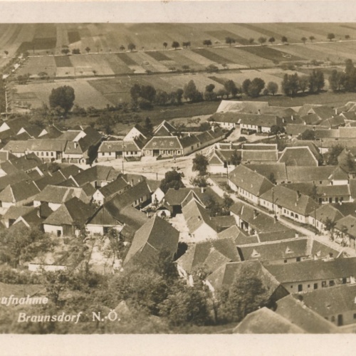 AK Fliegeraufnahme Braunsdorf Niederösterreich Ansichtskarte (18191)
