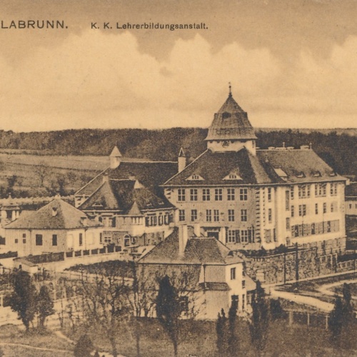 AK aus Oberhollabrunn K.K. Lehrerbildungsanstalt Nideröst. Ansichtskarte (18207)