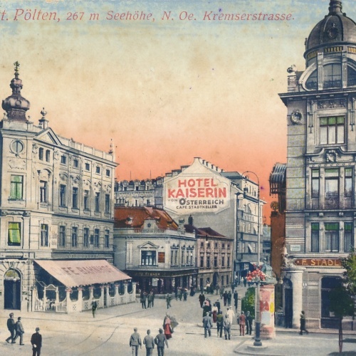 AK aus St. Pölten Kremserstrasse Niederösterreich Ansichtskarte (18379)