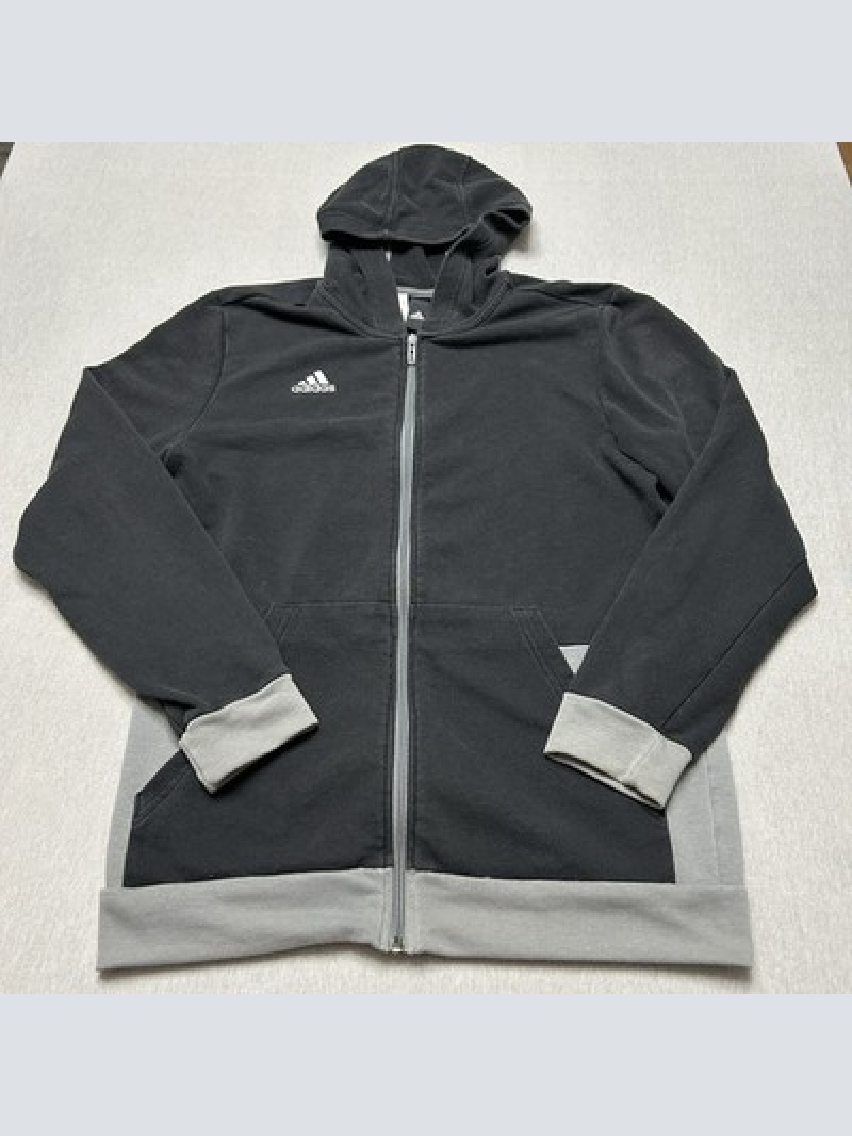 Adidas Full-Zip Hoodie Colorblock Design Schwarz & Grau Herren/Junior Größe 176