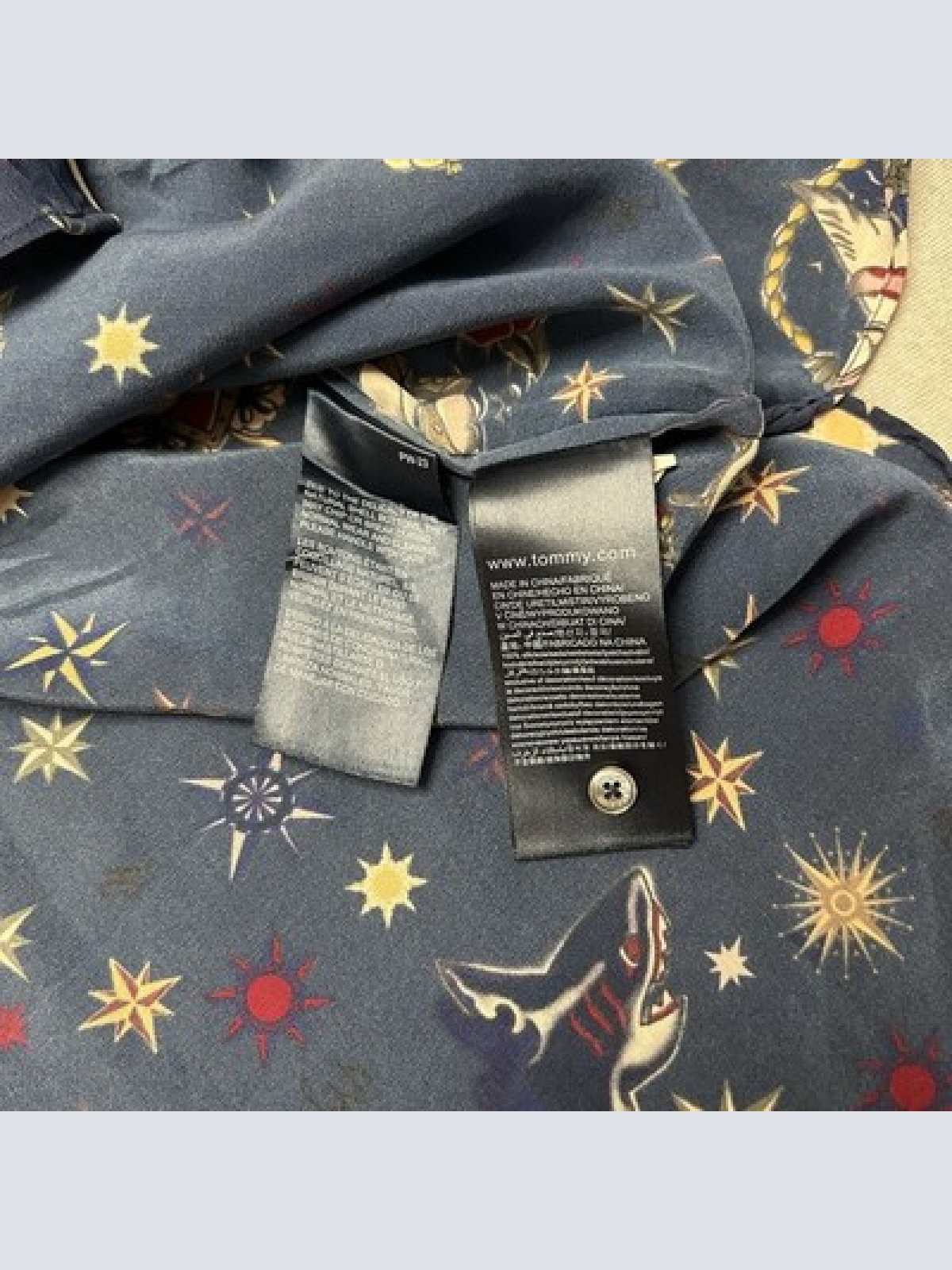 Tommy Hilfiger Luxus Seidenbluse Nautical Tattoo Print Navy Blau 100% Seide XS