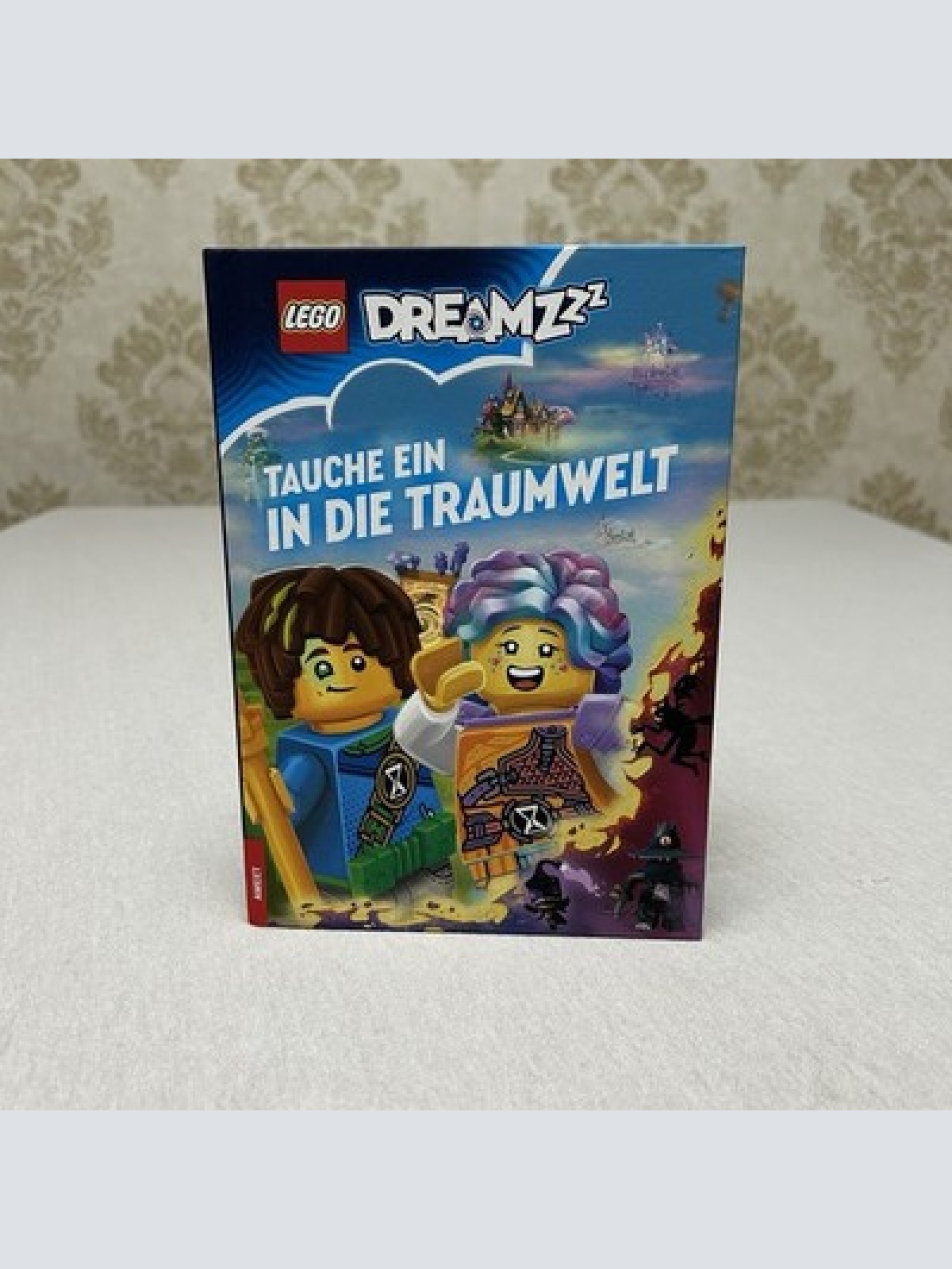 LEGO DREAMZzz Buch – Tauche ein in die Traumwelt + Gratis Lesezeichen – NEU