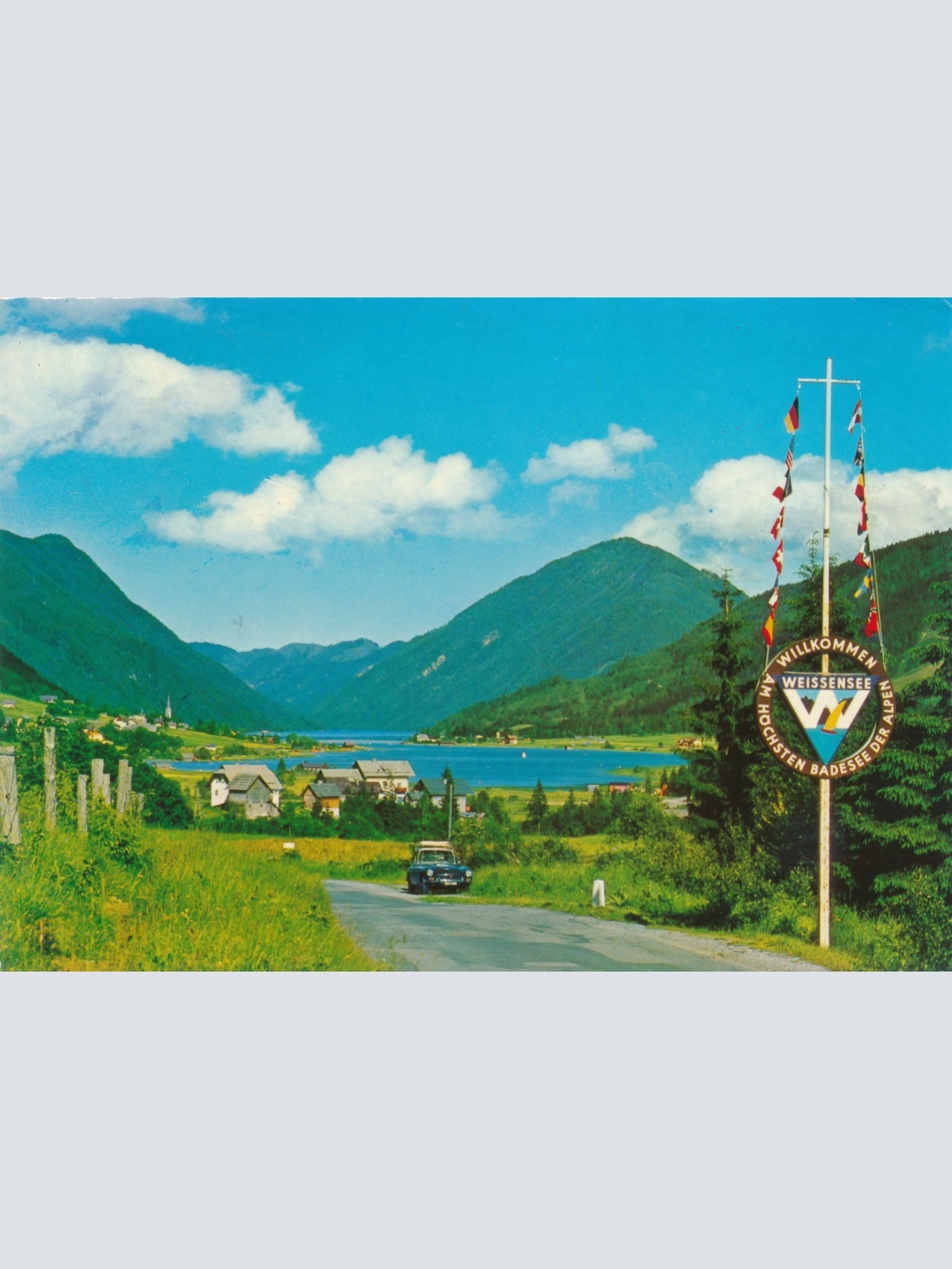 AK aus Weissensee mit Oldtimer Kärnten Ansichtskarte (18700)