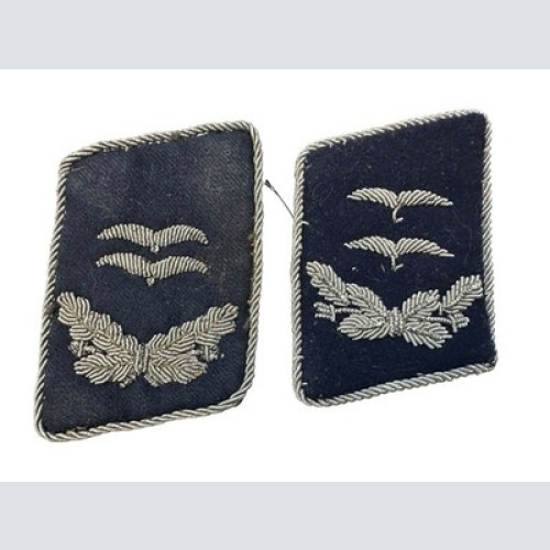 WWII  LUFTWAFFE - PAAR KRAGENSPIEGEL - OBERLEUTNANT SANITÄTS-TRUPPE